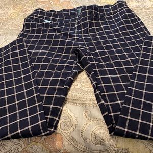 Soho size L ankle pants l
